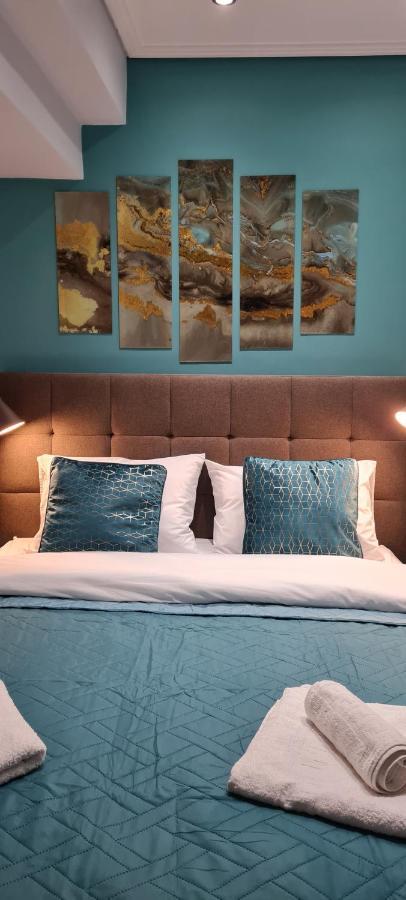 New Stylish Apartment In Athens! Экстерьер фото