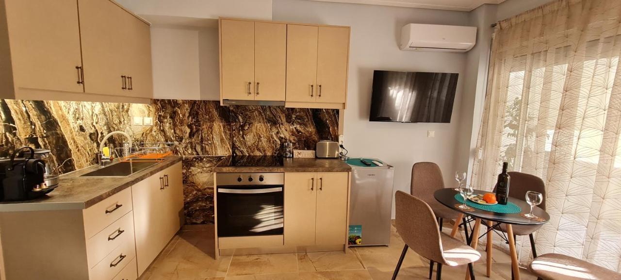 New Stylish Apartment In Athens! Экстерьер фото